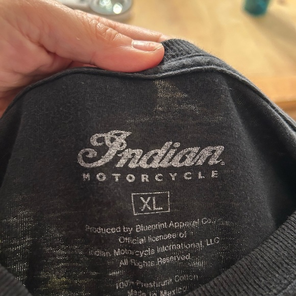 Indian motorcycle long sleeve men’s T-shirt - Picture 3 of 3